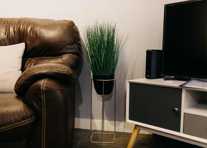 Belfast City Self Catering 3 Bedroom Town House
