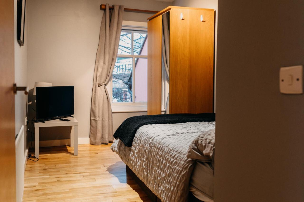 Self Catering 3 Bedroom Town House Hébergement de vacances *